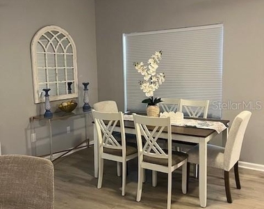 10764 70th Avenue - Photo Thumbnail 12