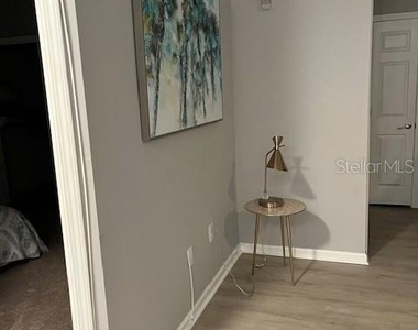 10764 70th Avenue - Photo Thumbnail 3