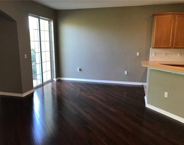 7542 Red Mill Circle - Photo Thumbnail 9