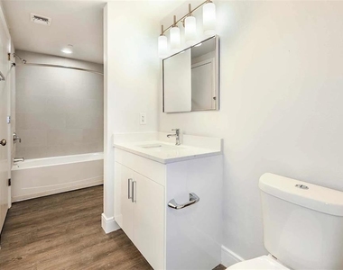 415 E Pine Street - Photo Thumbnail 22
