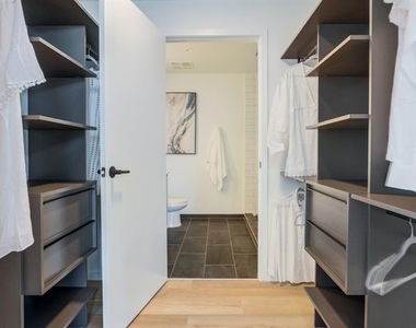 434 N Orange Avenue - Photo Thumbnail 10
