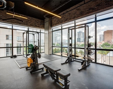 434 N Orange Avenue - Photo Thumbnail 49