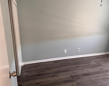 8800 Bardmoor Boulevard - Photo Thumbnail 12