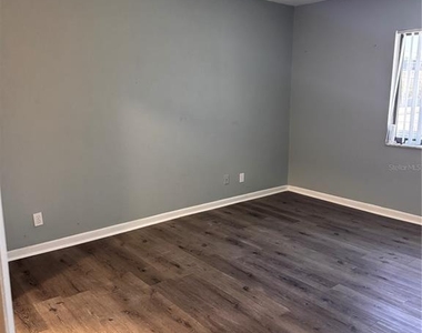 8800 Bardmoor Boulevard - Photo Thumbnail 13