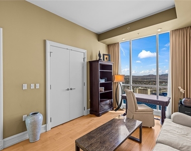 2700 Las Vegas Boulevard - Photo Thumbnail 17
