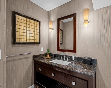 2700 Las Vegas Boulevard - Photo Thumbnail 15