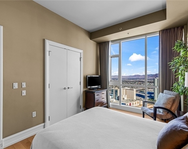 2700 Las Vegas Boulevard - Photo Thumbnail 32