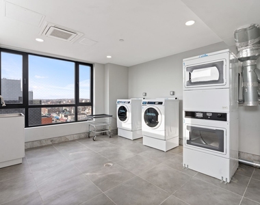 87-57 150th street - Photo Thumbnail 11