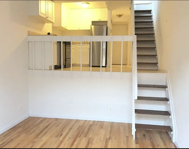 210 East 22nd Street - Photo Thumbnail 1