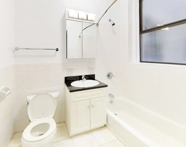 145 West 55th Street - Photo Thumbnail 2