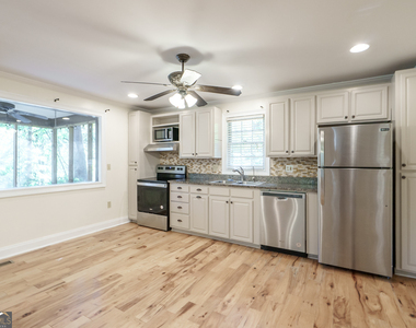 248a West River Bend Drive - Photo Thumbnail 12