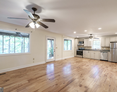 248a West River Bend Drive - Photo Thumbnail 9