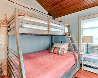 86 Franklin Avenue - Photo Thumbnail 22