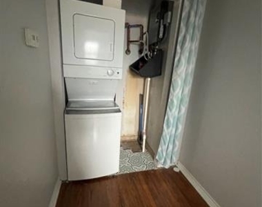 2517 Amelia - Photo Thumbnail 3