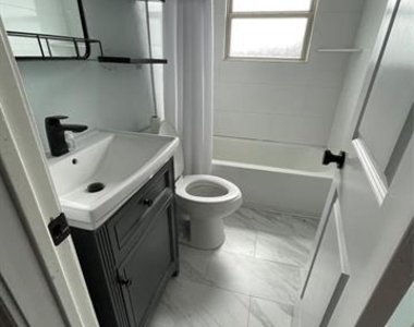 2517 Amelia - Photo Thumbnail 4