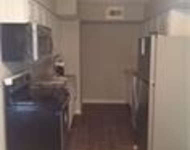 511 S Main Street - Photo Thumbnail 4