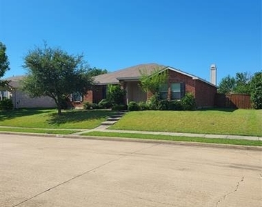 2513 Barksdale Drive - Photo Thumbnail 1