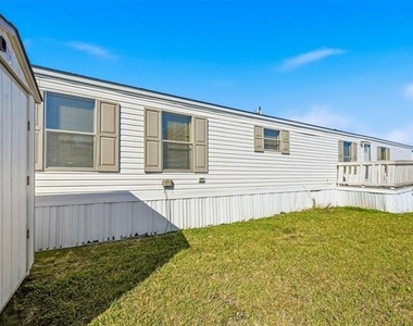 607 Keats Road - Photo Thumbnail 3