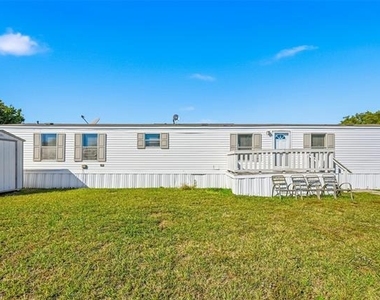607 Keats Road - Photo Thumbnail 2