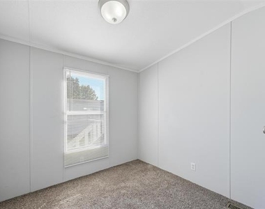 607 Keats Road - Photo Thumbnail 17