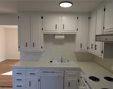 2851 W Avenue J4 - Photo Thumbnail 4