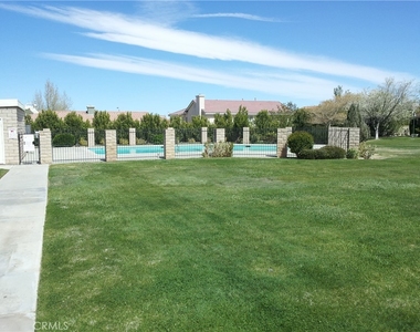 2851 W Avenue J4 - Photo Thumbnail 70