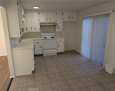 2851 W Avenue J4 - Photo Thumbnail 18