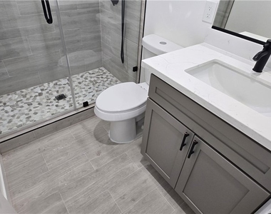 833 E 92nd - Photo Thumbnail 8
