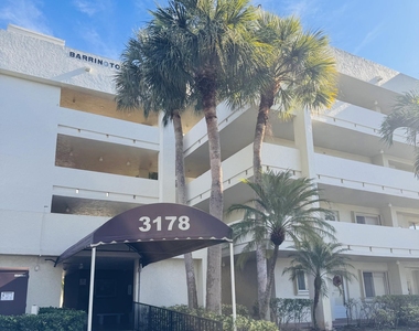 3178 Via Poinciana - Photo Thumbnail 21