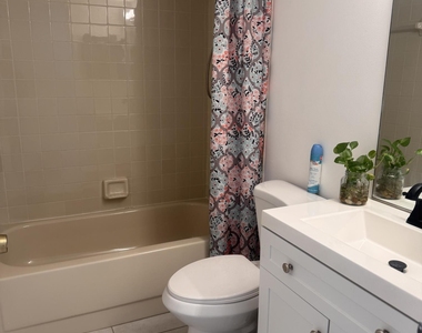 3178 Via Poinciana - Photo Thumbnail 16