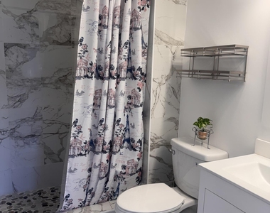 3178 Via Poinciana - Photo Thumbnail 11