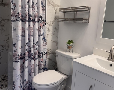 3178 Via Poinciana - Photo Thumbnail 12