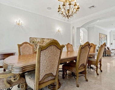 860 E Park Drive - Photo Thumbnail 23