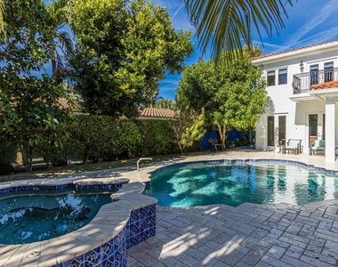 860 E Park Drive - Photo Thumbnail 6
