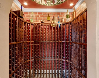 860 E Park Drive - Photo Thumbnail 18