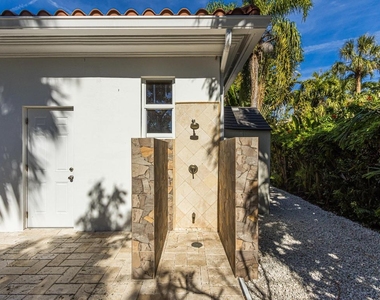 860 E Park Drive - Photo Thumbnail 55