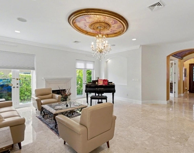 860 E Park Drive - Photo Thumbnail 20