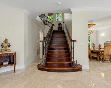 860 E Park Drive - Photo Thumbnail 21