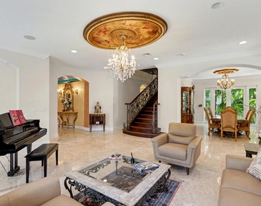 860 E Park Drive - Photo Thumbnail 4