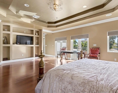 860 E Park Drive - Photo Thumbnail 51
