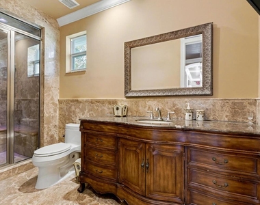 860 E Park Drive - Photo Thumbnail 36