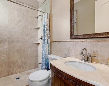 860 E Park Drive - Photo Thumbnail 38