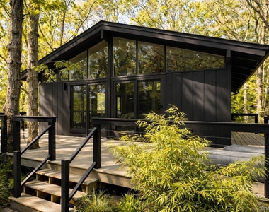 15 Lake View Court - Photo Thumbnail 4