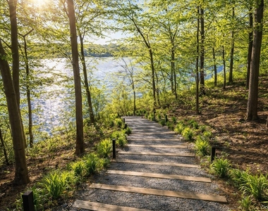 15 Lake View Court - Photo Thumbnail 2