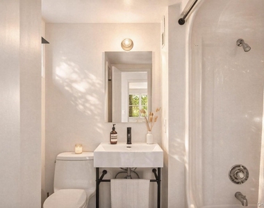 15 Lake View Court - Photo Thumbnail 15