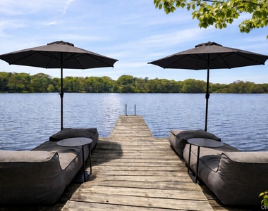 15 Lake View Court - Photo Thumbnail 1