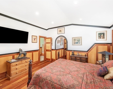 6 White Lane - Photo Thumbnail 10