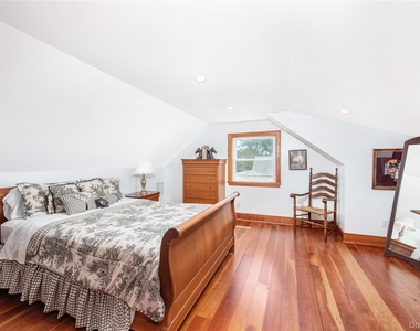6 White Lane - Photo Thumbnail 14