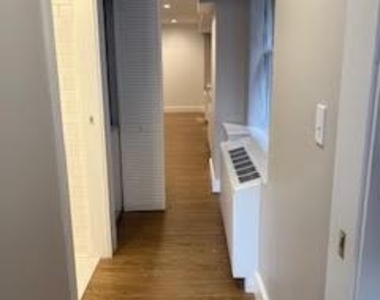 815 King Street - Photo Thumbnail 12