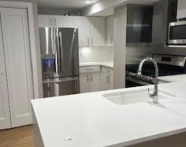 815 King Street - Photo Thumbnail 5